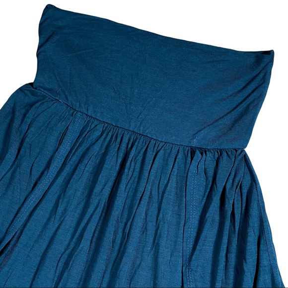 USA size Xs Long blue skirt that splits almost to waist on either side like new - Picture 5 of 16